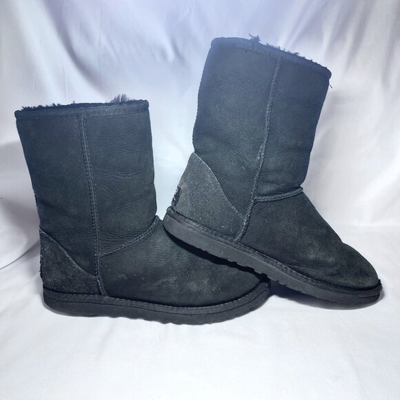 Ugg Classic Short Boot-5826-Black Leather Upper/Sheepskin Lining-Sz 6W-Australia - Picture 4 of 15